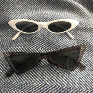 Set of two super trendy sunnies!